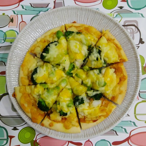 手工披薩餅皮：豬豬 一起做