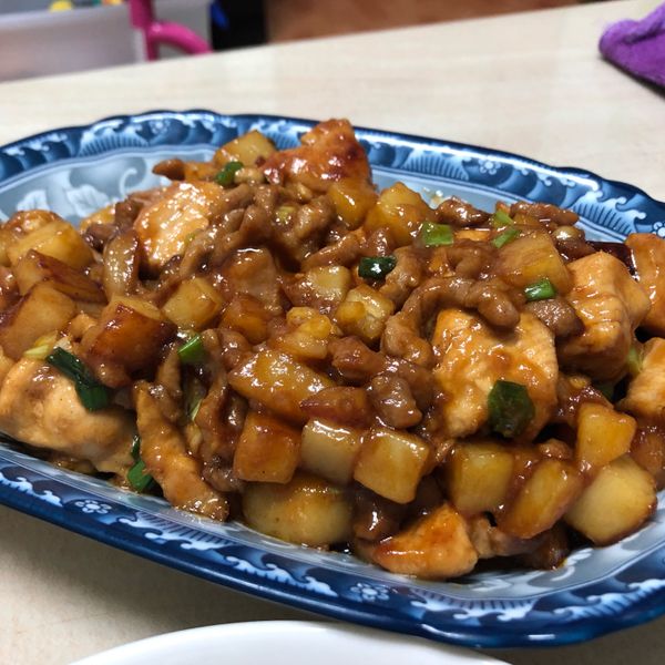 糖醋馬鈴薯雞丁 啵棒醬汁比例 : 黃聖芯一起做