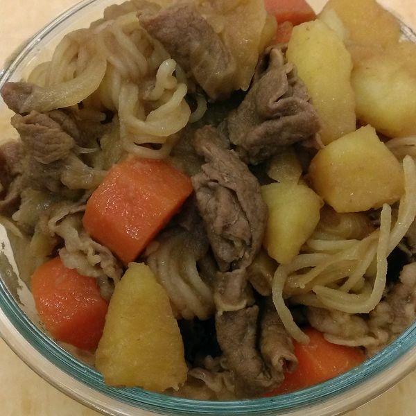 【妮小娜隨性煮】馬鈴薯燉肉：CH  Lin 一起做