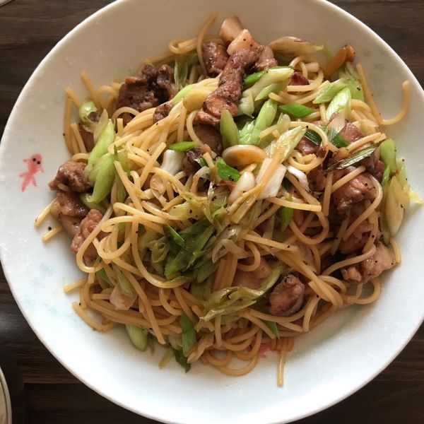 青蒜鹹豬肉義大利麵 : 安妍一起做