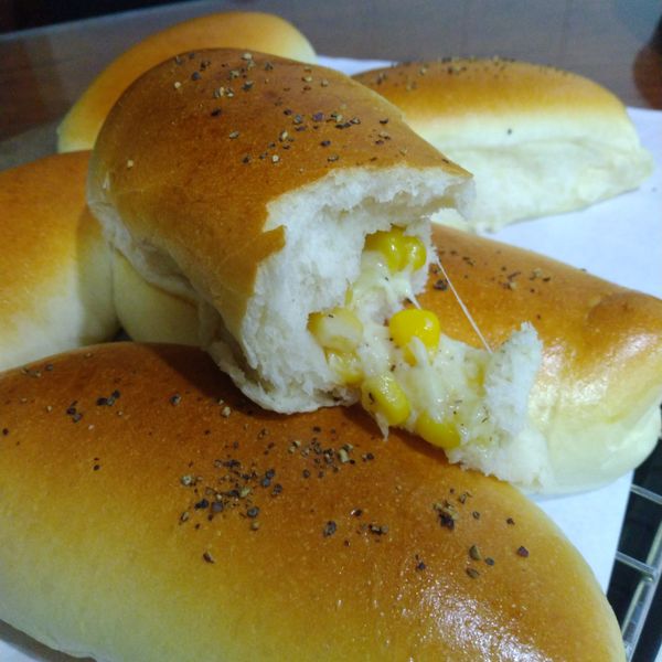 香甜玉米鮪魚麵包：黃翊昀 一起做