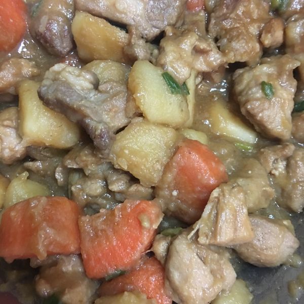 味噌馬鈴薯燉肉 【一鍋到底】 : Ling Li一起做