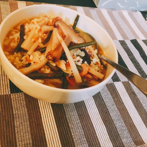 鮮菇竹筍鹹粥：Michelle Yu 一起做