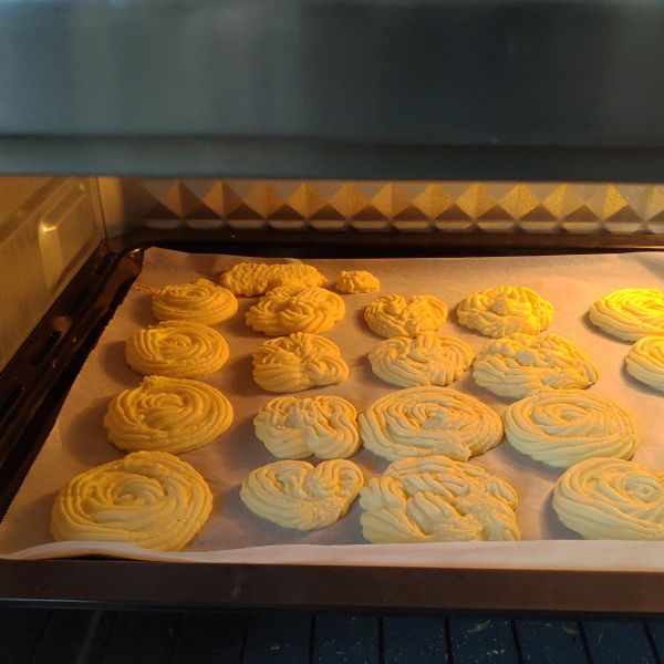 奶油擠花餅乾 : Cindy一起做