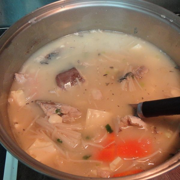 undefined：Kun-Chang Lin 一起做