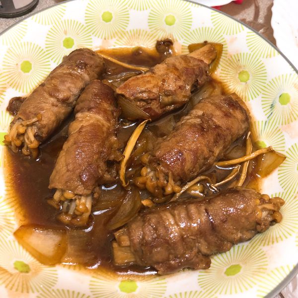 豬肉捲金針菇 : 羽毛的廚房一起做