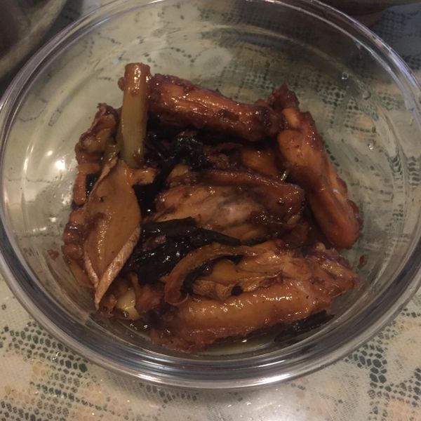 🍺啤酒滷雞翅 好吃到爆炸啊 : Jenny Yen一起做