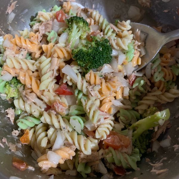 天氣熱吃這個! 番茄鮪魚涼拌義大利麵:Vivi sue 一起做