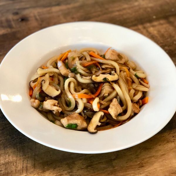 日式居酒屋風--雞肉炒烏龍麵:Eileen 一起做