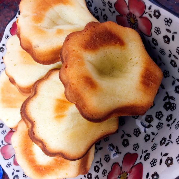 【影片】新手必學－檸檬瑪德蓮蛋糕 : 蕭小昱一起做