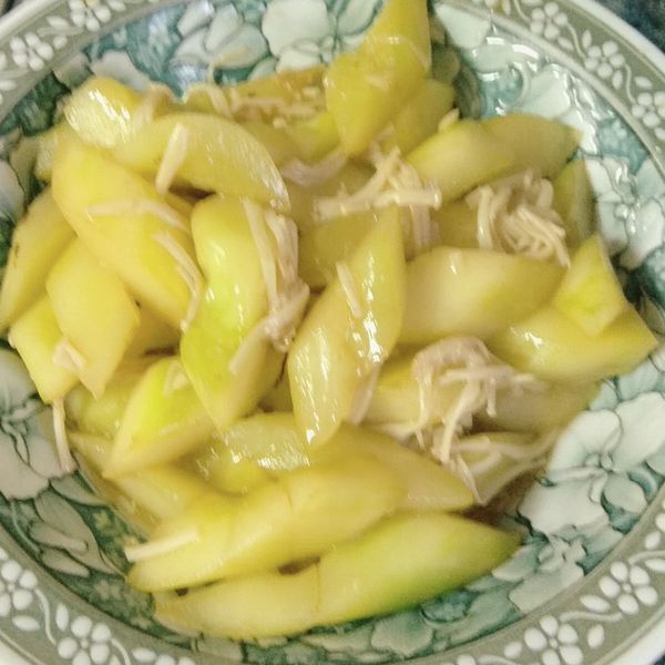 清炒大黃瓜金針菇 : 吳裴寧一起做