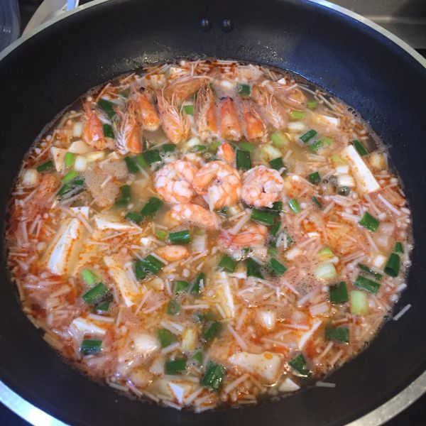 undefined：Chen Wei-Fan 一起做