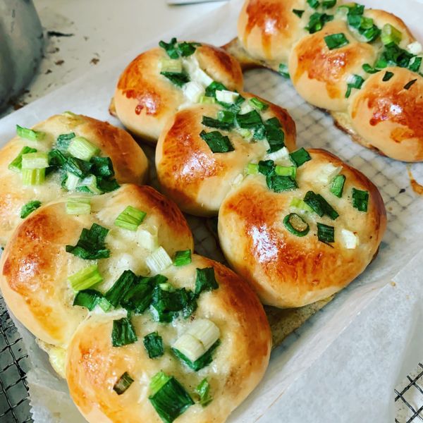 蔥花麵包：Ki Tty 一起做