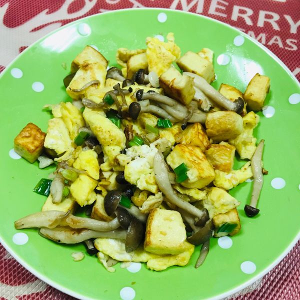 椒鹽鴻喜菇蛋豆腐【好菇道營養料理】 : 宛廷一起做