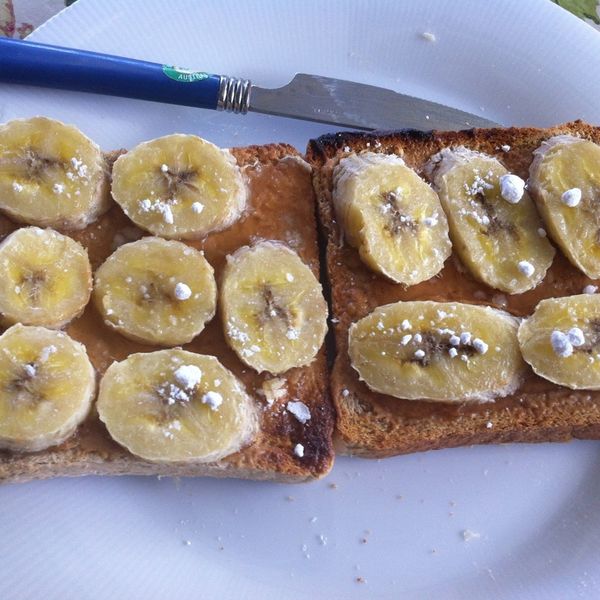 【吳双の愛妻甜點】糖霜香蕉花生厚片：Peko Lin 一起做