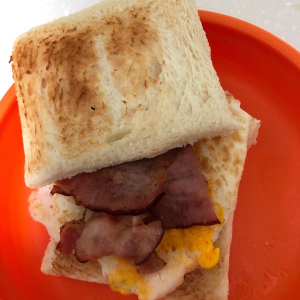 培根起司蛋元氣吐司(超簡易早餐) : 蛋糕妹一起做