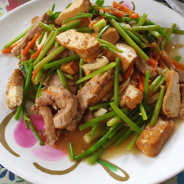 芹菜炒豆干 : 聽說一起做