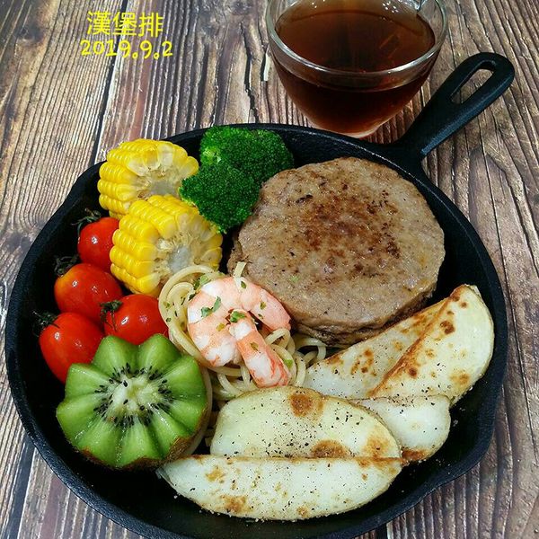 馬鈴薯泥漢堡排—留學生食譜：伊的親子早餐日記 一起做