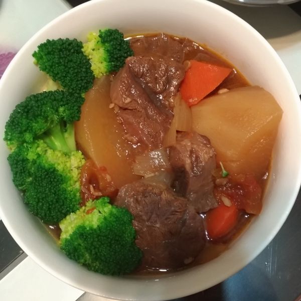 美味到流淚的番茄紅燒牛肉麵 : 湯梅一起做