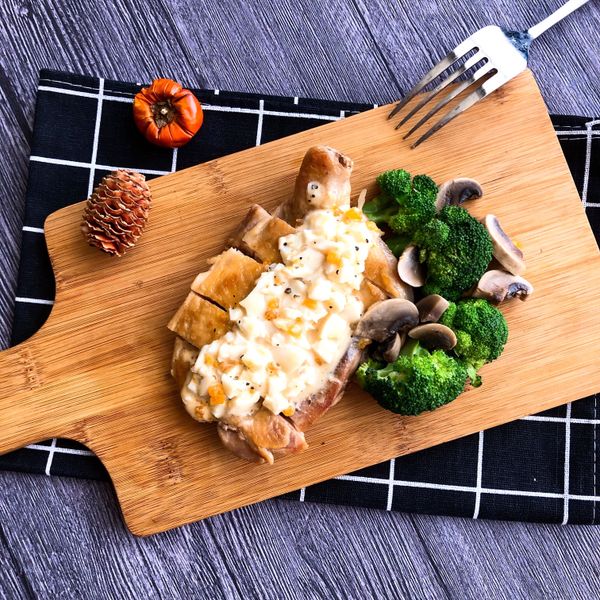 香煎雞腿佐蛋沙拉(HELLMANN'S) : Jessie Yang一起做