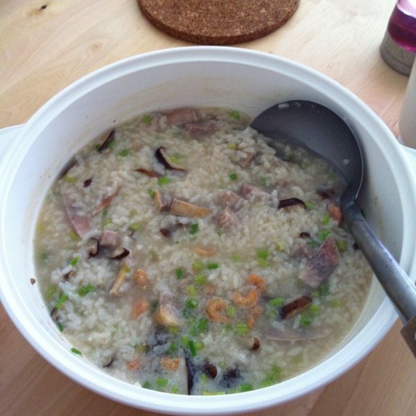 立秋芋頭香菇粥：Yu-Hsin Cheng 一起做