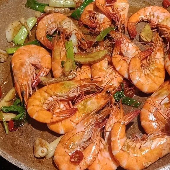 undefined：Wu Hsin Yi 一起做