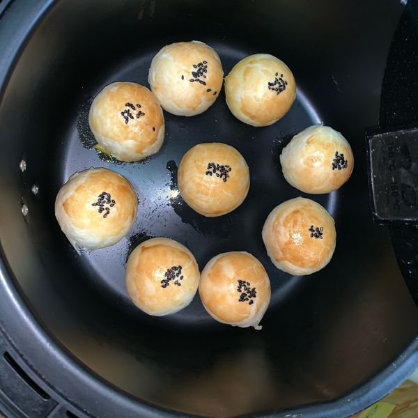 蛋黃酥 (氣炸鍋) : 施佩均一起做