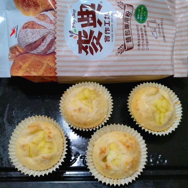 香草奶油乳酪【麥典實作工坊麵包專用粉】：iris 一起做