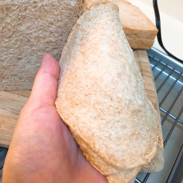 50%全麥山形吐司~直到第三天還依舊柔軟 : Selina8869一起做