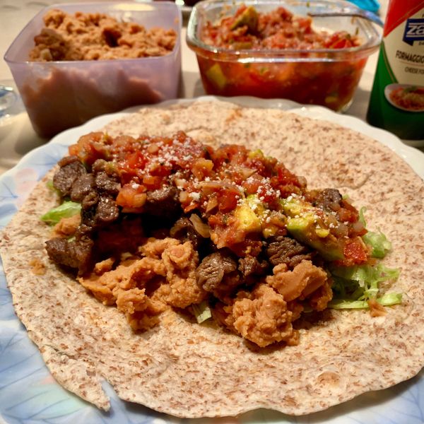 酪梨莎莎醬～：徐嘉文 一起做