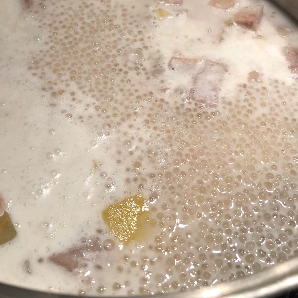 芋頭西米露(便宜又大碗👍）：Man W So 一起做