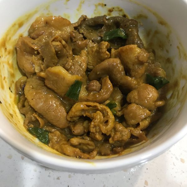 薑黃肉片：真妞 一起做