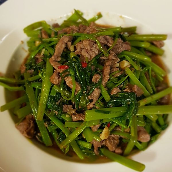 沙茶牛肉炒空心菜 : nina一起做