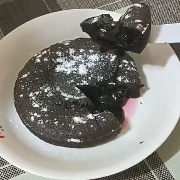 熔岩巧克力蛋糕 : Rachael Lin一起做