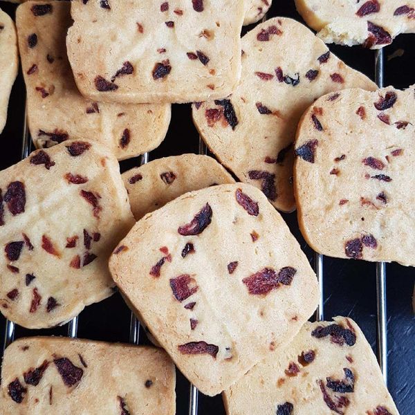 蔓越莓餅乾：Lim Lee Chien 一起做