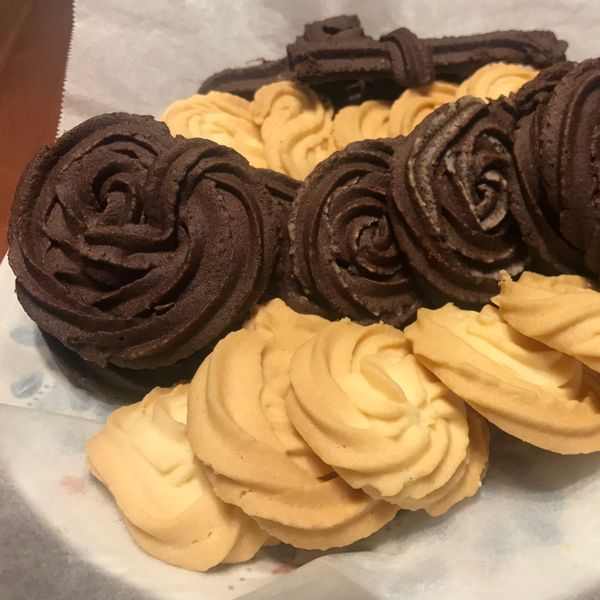 影片-擠花牛油曲奇(原味/抹茶/朱古力) : Lucy  Lu一起做