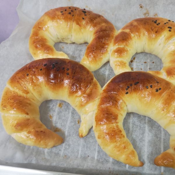 鹽味羊角麵包 【麥典實作坊麵包專用粉】 : Vanessa一起做