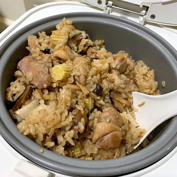 蒜香菇菇雞肉炊飯【好菇道營養料理】 : Chang Weiwei一起做