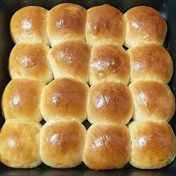 [新手食譜]奶油牽絲小餐包小吐司麵包 : Joanna Chou一起做