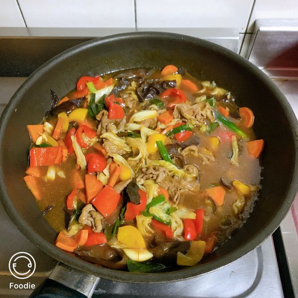 家常時蔬豬肉燴飯：Eason Kang 一起做
