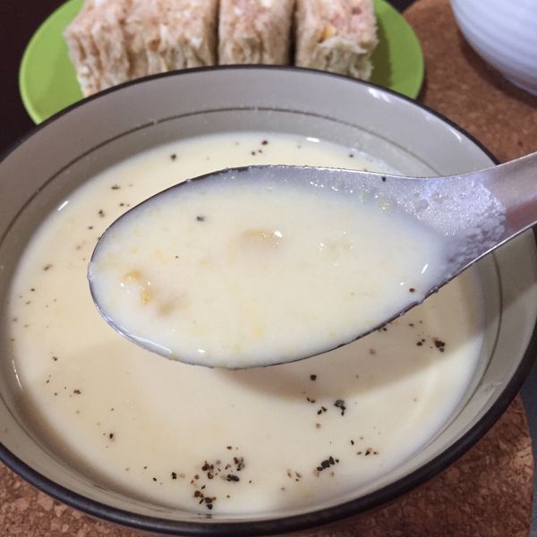 在家做麥當勞的玉米濃湯：Bun Ny 一起做