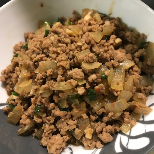 古早味香蔥肉燥 : 妮雅一起做