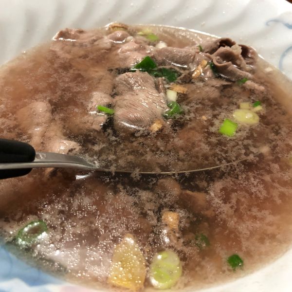 手沖牛肉清湯：Helen 一起做