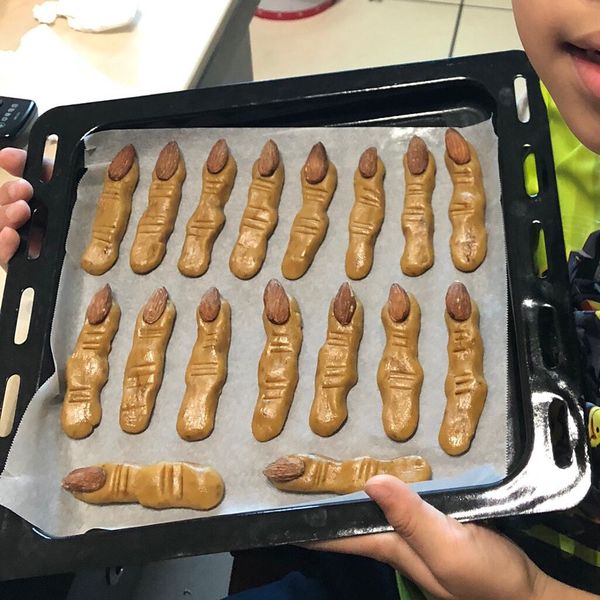 萬聖節🎃巫婆手指餅乾：Chien-hui Liao 一起做