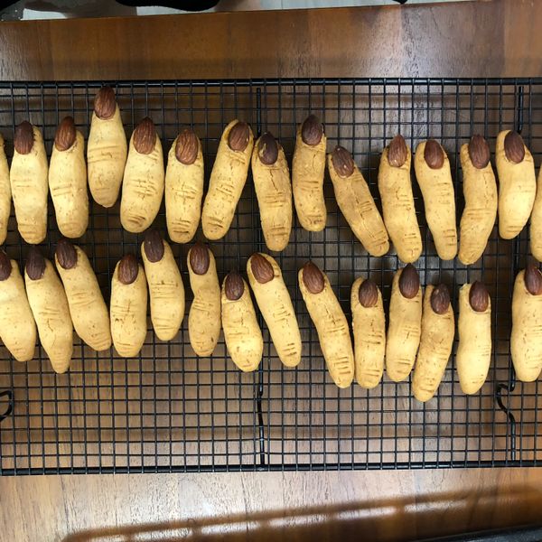 萬聖節🎃 巫婆手指餅乾 : 鄭雁心一起做