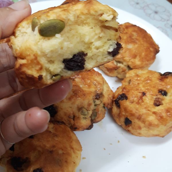 葡萄乾司康：妙妙 一起做