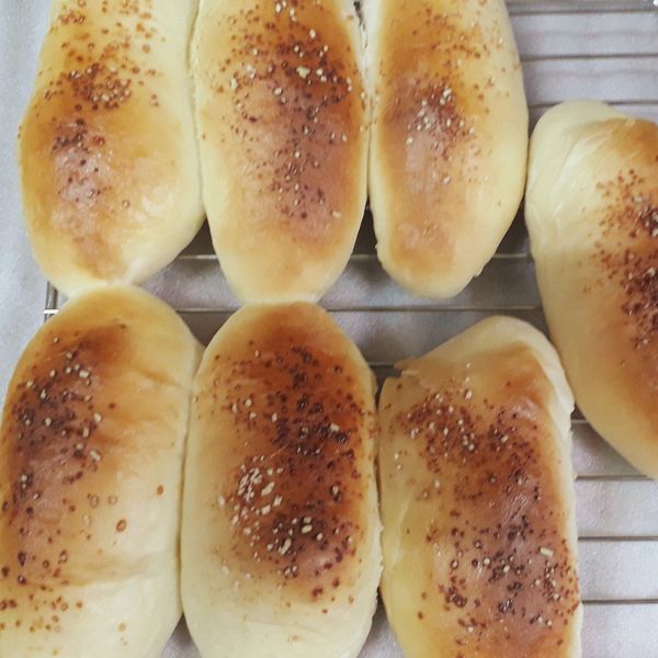 香甜玉米鮪魚麵包：小香菇 一起做