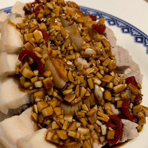 (零失敗) 蒜泥白肉 : 🍴愛吃婷進食中一起做