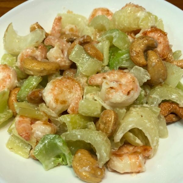 西洋芹腰果蝦球~賞心悅目簡單好上菜!! : 小烹一起做