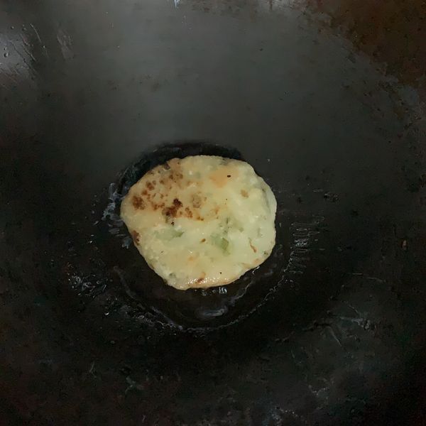 【低蛋白】古早味煎餅（p-2.4）：Yoyo 一起做